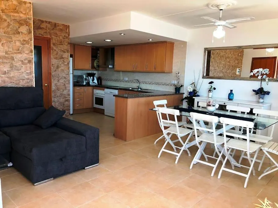 Sensational Apartment With Panoramic Views Llanca